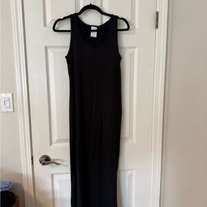 GAP Black Sleeveless Maternity Maxi Dress